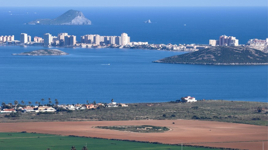 El Gobierno impulsa un sistema independiente para vigilar la evolución del Mar Menor