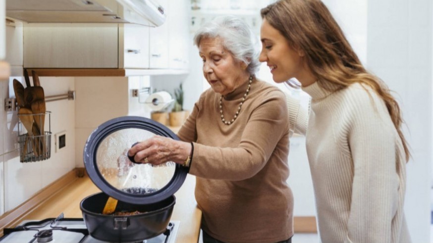 Con sumo gusto. Los nutrientes en las personas mayores