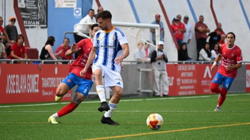 La Minera rescata un punto ante el Recreativo (1-1)