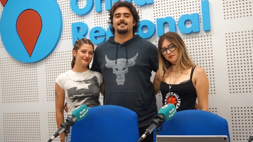 Victorias musicales. Conocemos al grupo Katarsia con Víctor Manuel Moreno y 3 de sus componentes: Helena Aragón, Alejandro Cañadillas e Isabel Nieto