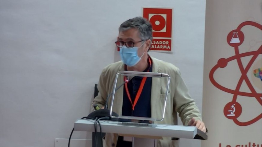 Alberto Torres durante una conferencia. UMU