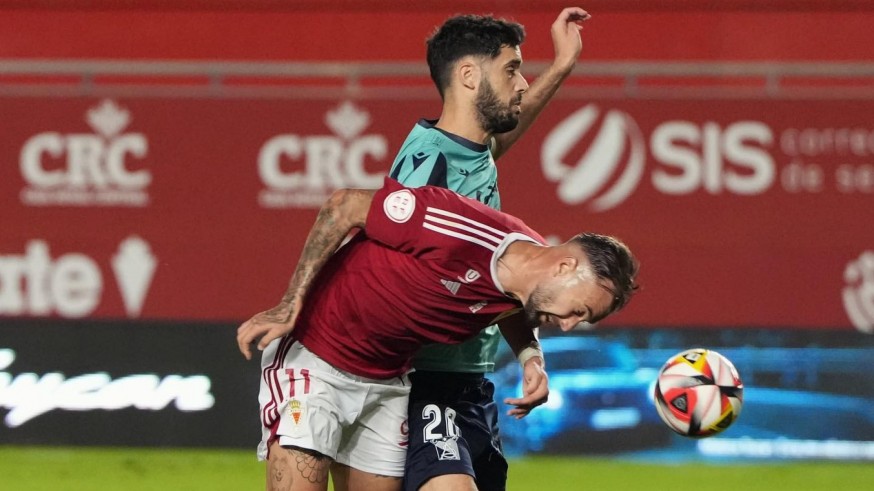 El Real Murcia sigue inmolándose en Nueva Condomina