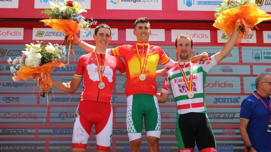 Carmelo Urbano gana el campeonato de España Sub-23 de ciclismo en Lorca 