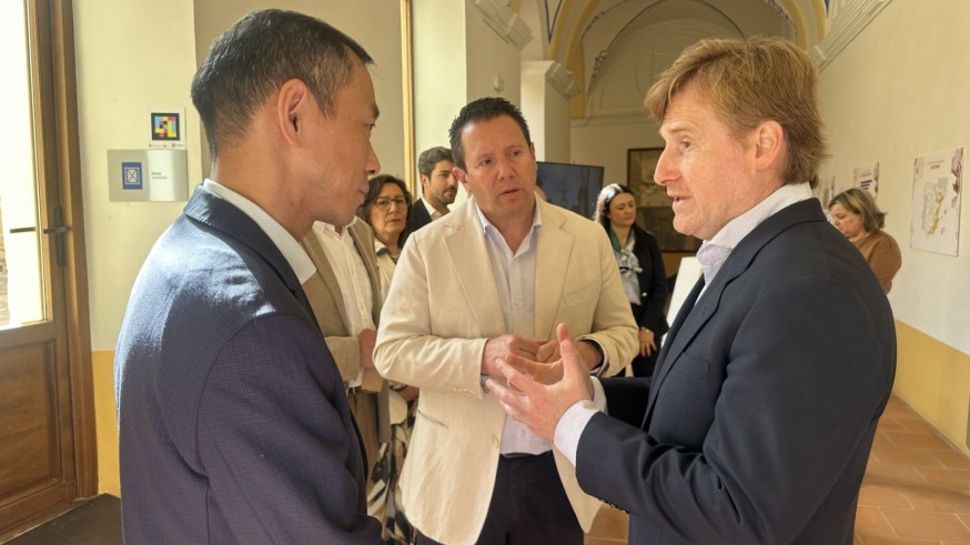 Mula y China estrechan lazos estratégicos en cultura, turismo y energía