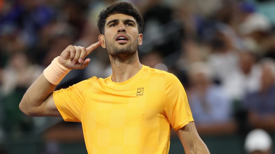Alcaraz se mantiene imperial en Indian Wells