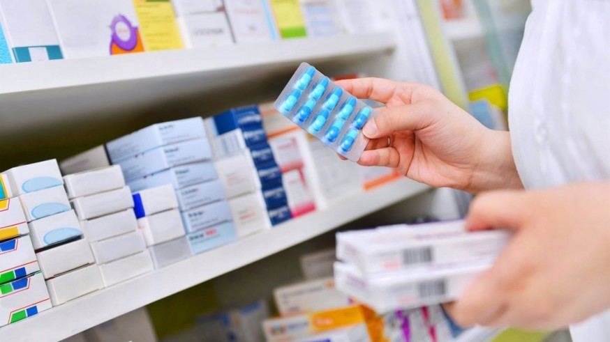 "La farmacia comunitaria ayudará a la racionalización del consumo de medicamentos"