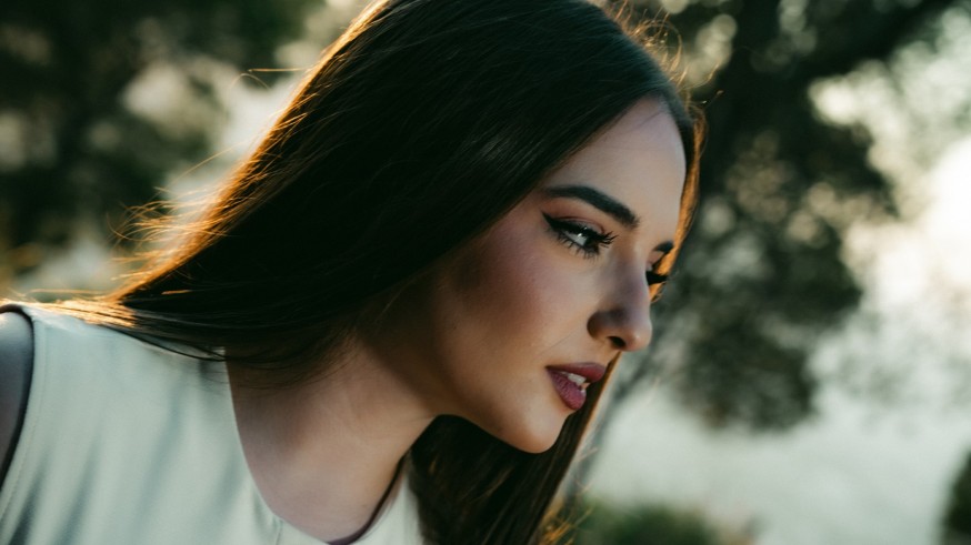 Pop, flamenco y bachata se dan la mano en "Bendito Amor", el nuevo sencillo de María Gil