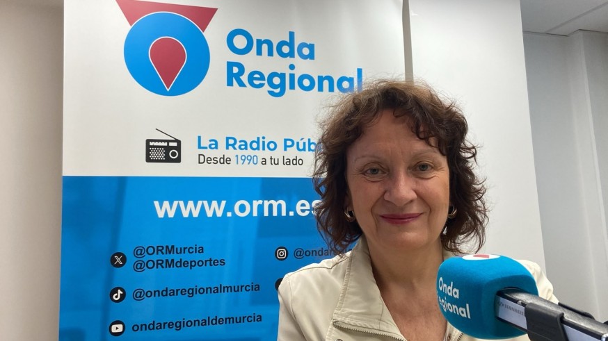 María Marín: "Concurrir con dos listas sería una locura"