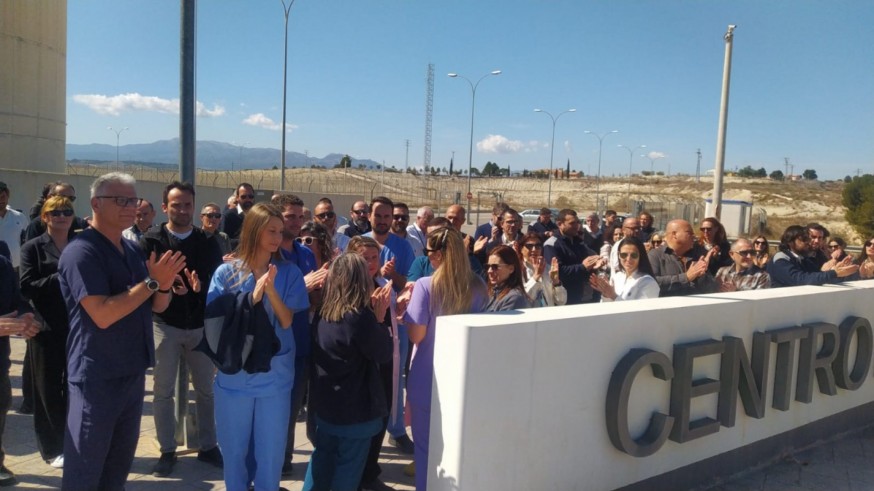 Concentración en la prisión de Campos del Río para reivindicar más seguridad y protección