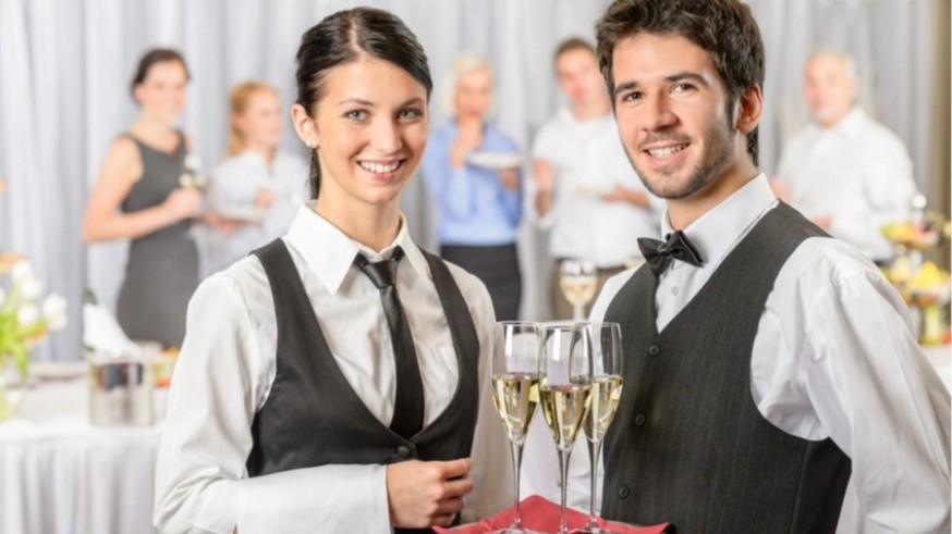 Faltan 2.000 camareros para este verano en los establecimientos hosteleros de la Región de Murcia
