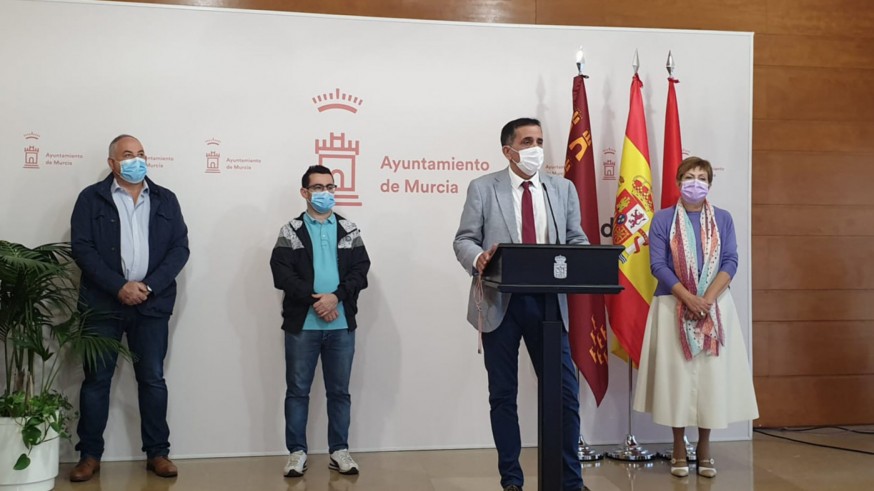 Rueda de prensa ofrecida por los pedáneos socialistas