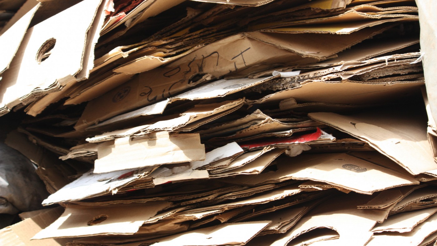 Crece la recogida selectiva de papel y cartón en Lorca un 5% respecto a 2020