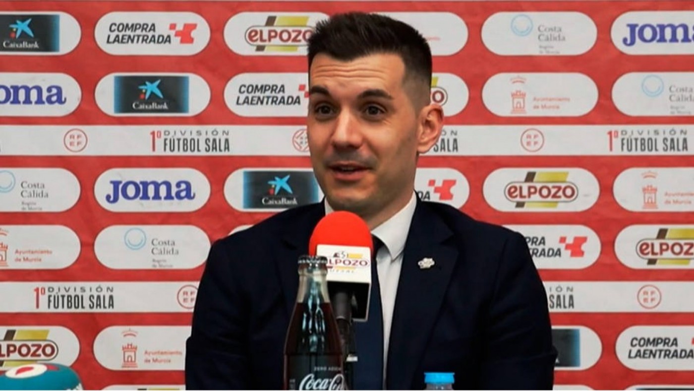 Dani Martínez: "Me llena de felicidad ver cómo se está recuperando a la afición de ElPozo"