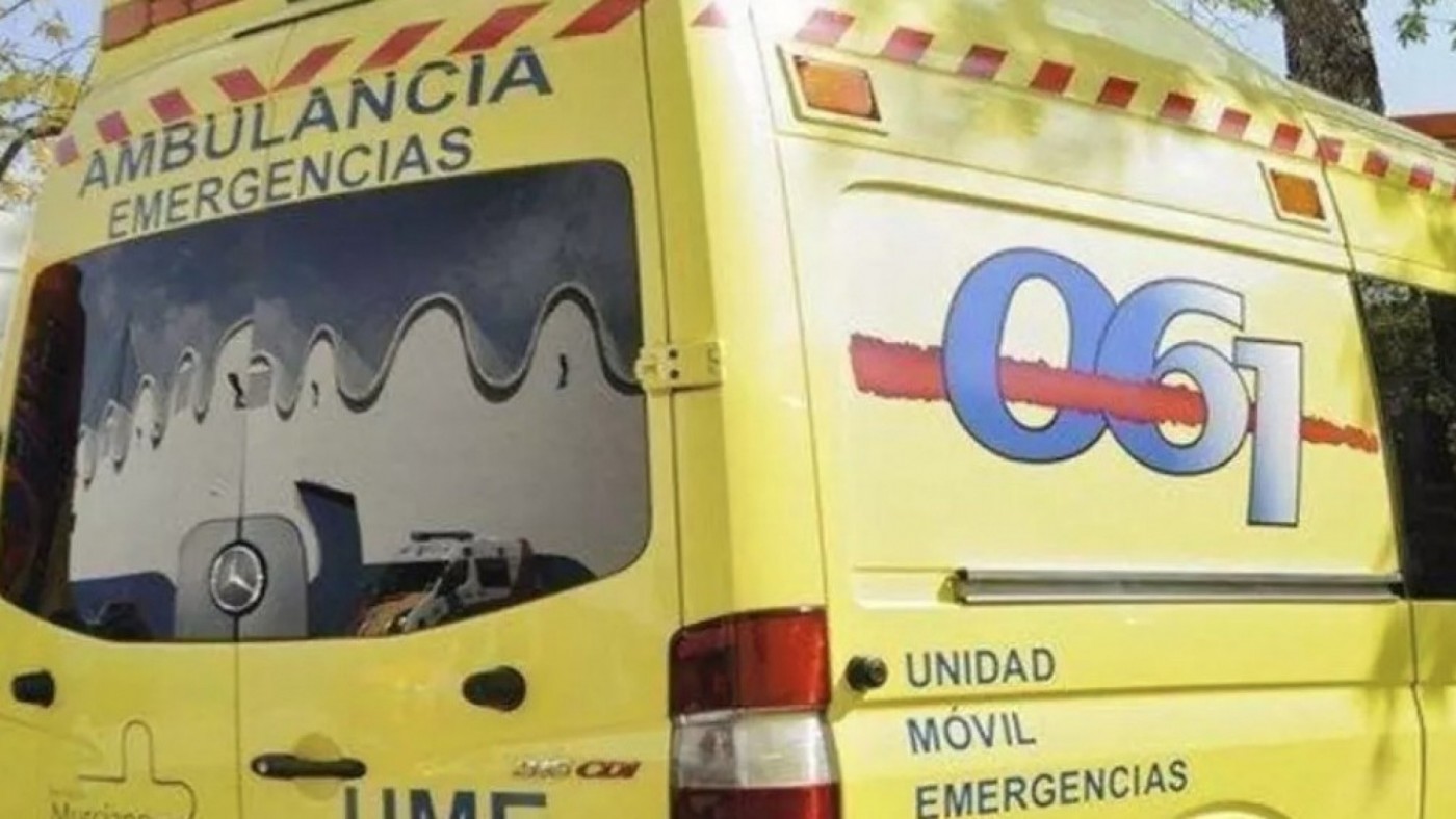 Muere un hombre atrapado en un contenedor de ropa en Puente Tocinos