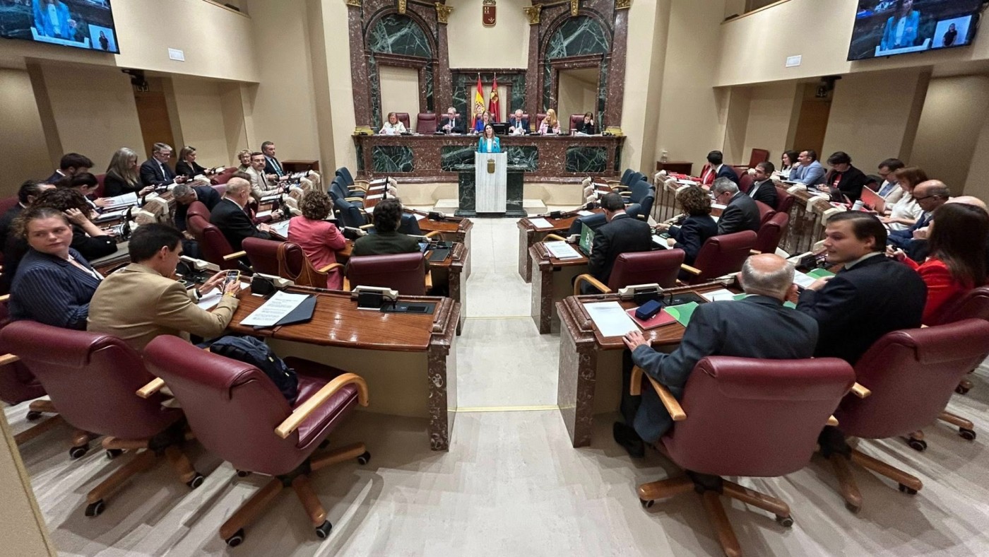 PP y Vox piden derogar el decreto de la sanidad universal