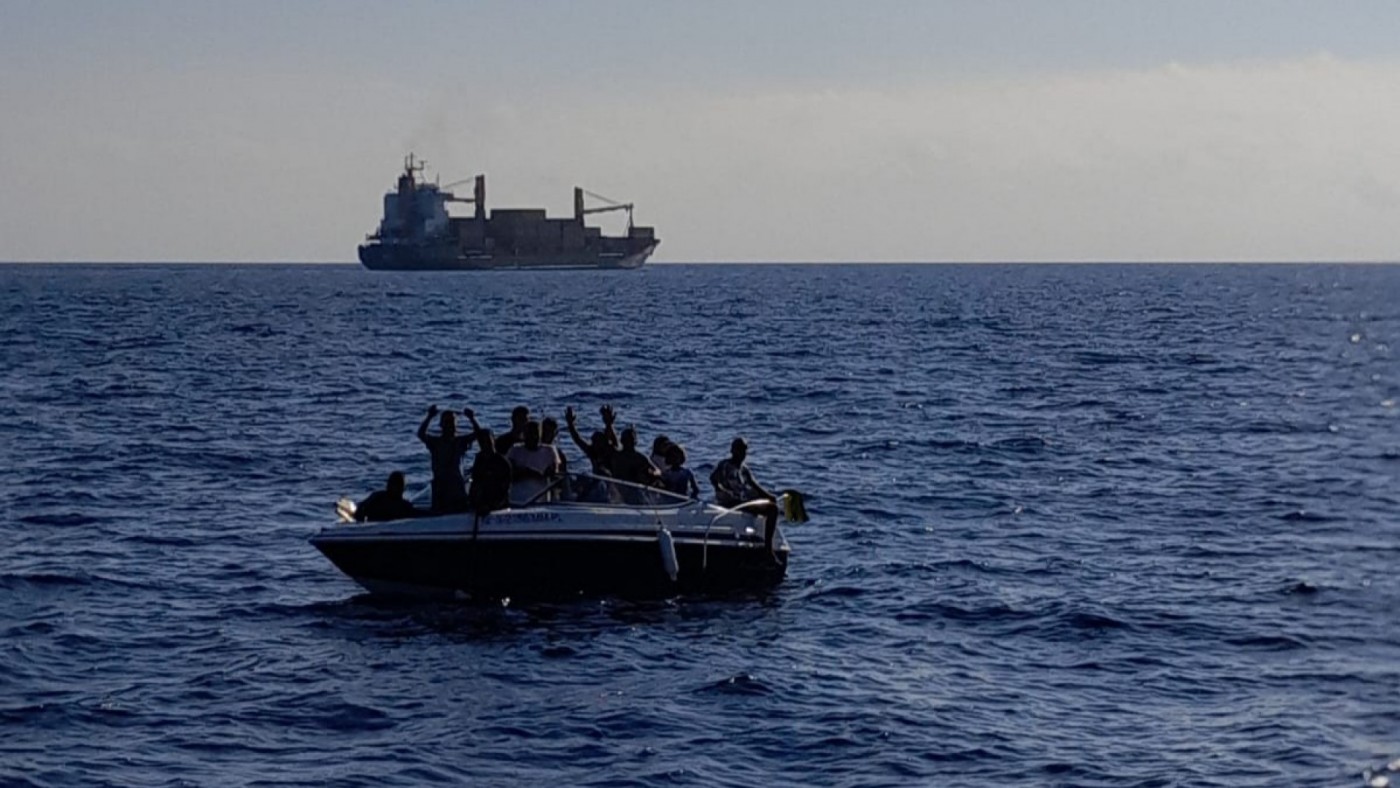 Cinco pateras con 59 personas llegan a la costa de Cartagena de madrugada