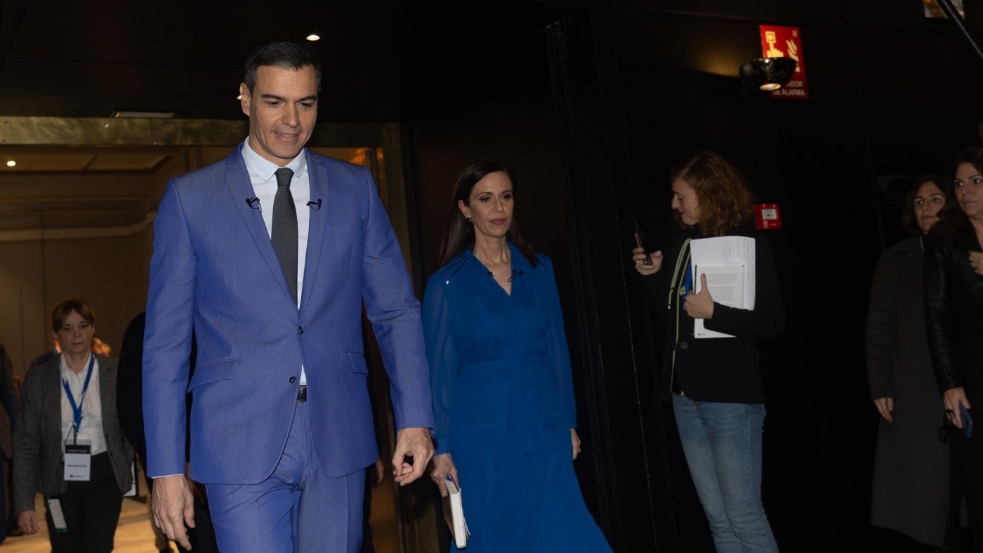 Sánchez insta a Feijóo a reflexionar sobre su relación con Abascal por su discurso de odio