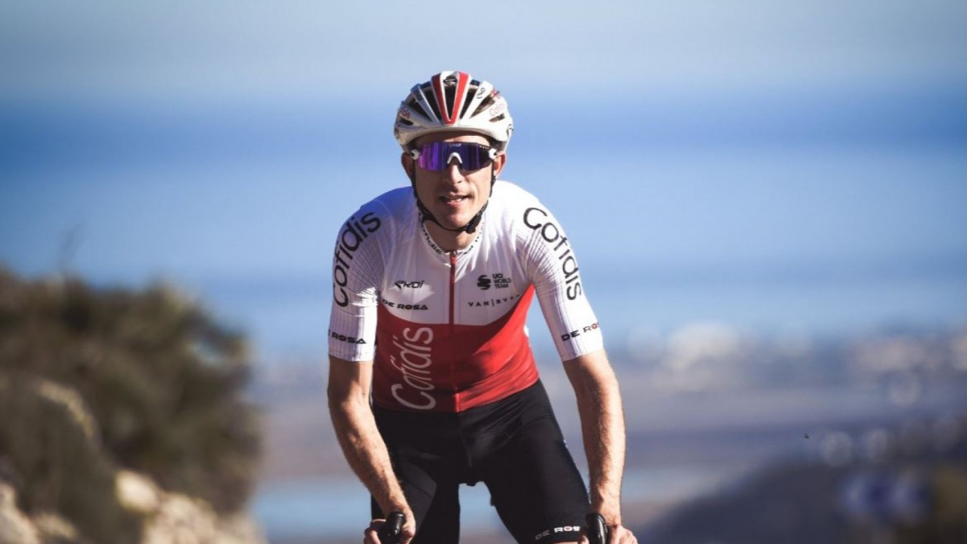 Rubén Fernández se perderá el Giro de Italia tras fracturarse la muñeca y tres costillas 