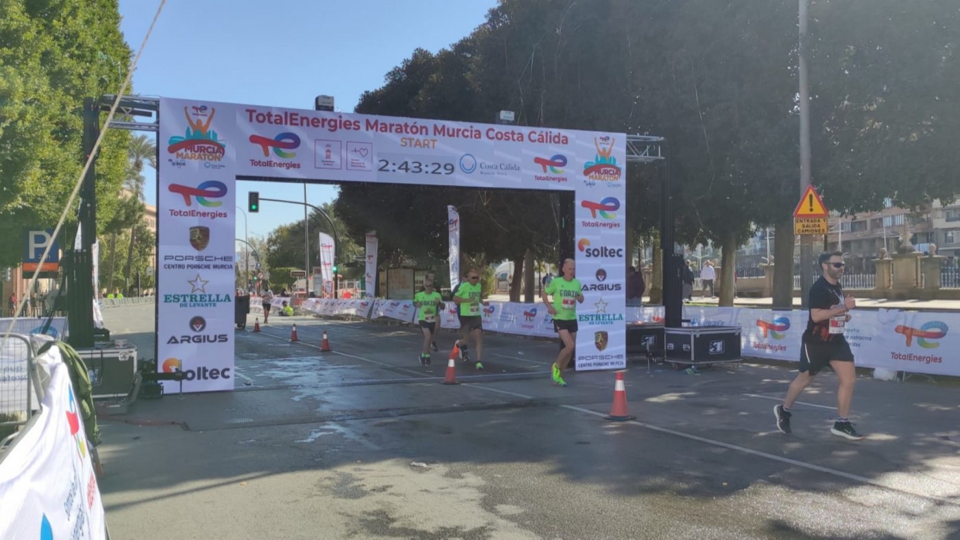 El marroquí Boufars y la ecuatoriana Pila ganan el maratón de Murcia