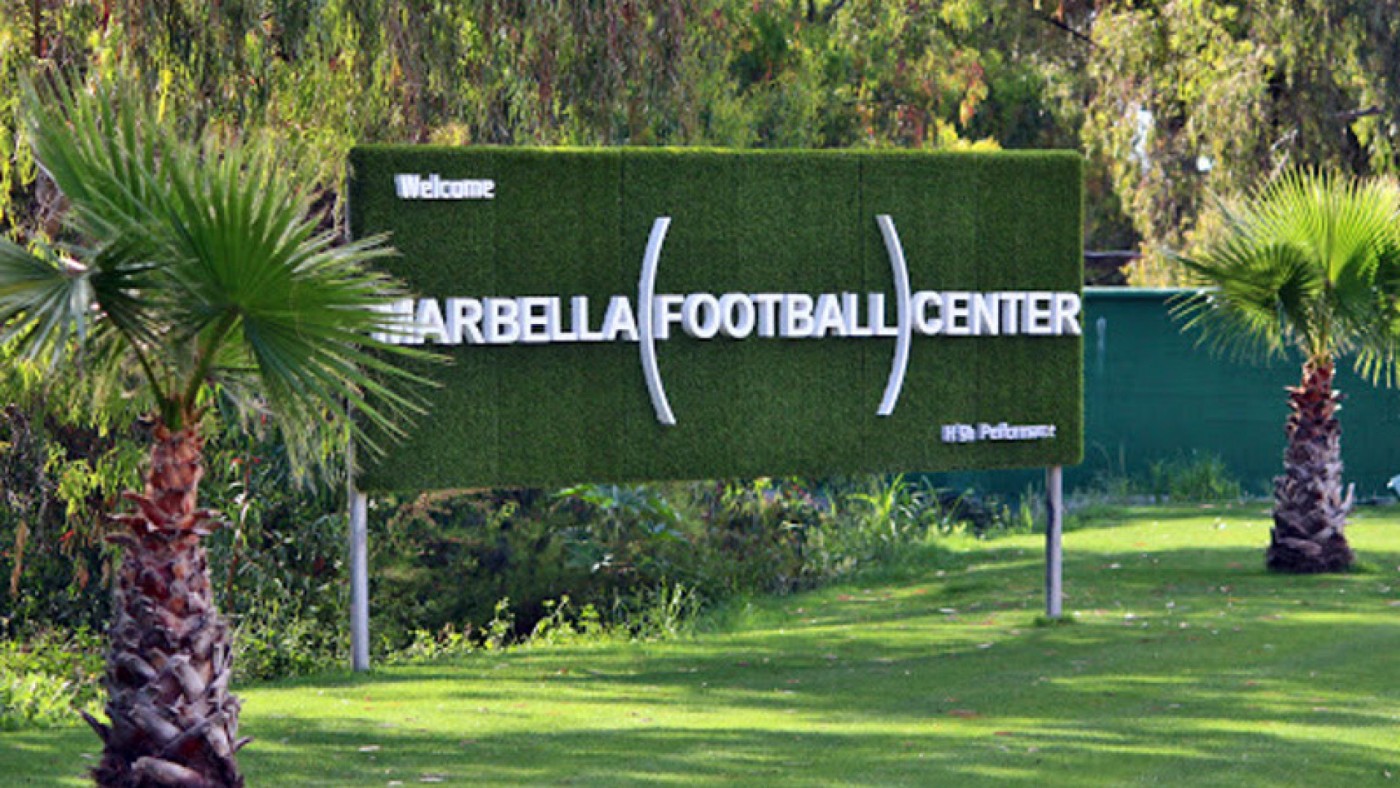 marbellafootballcenter.com