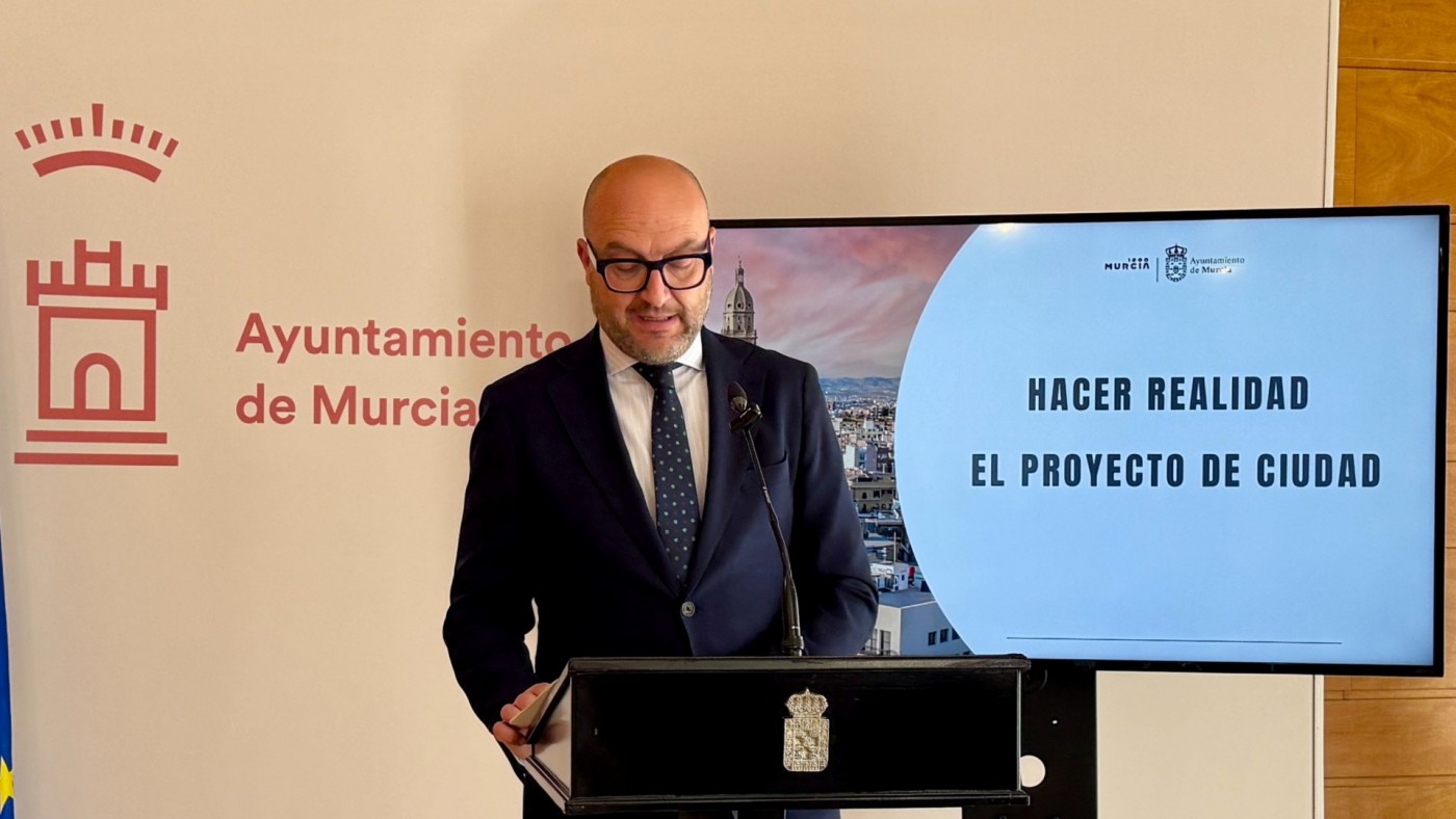 Murcia reforzará varias líneas de autobús con las pedanías ante el aumento de viajeros