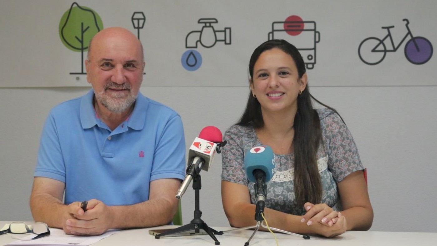 La investigadora cubana Claudia Bernal denuncia en Murcia el endurecimiento del bloqueo durante la pandemia