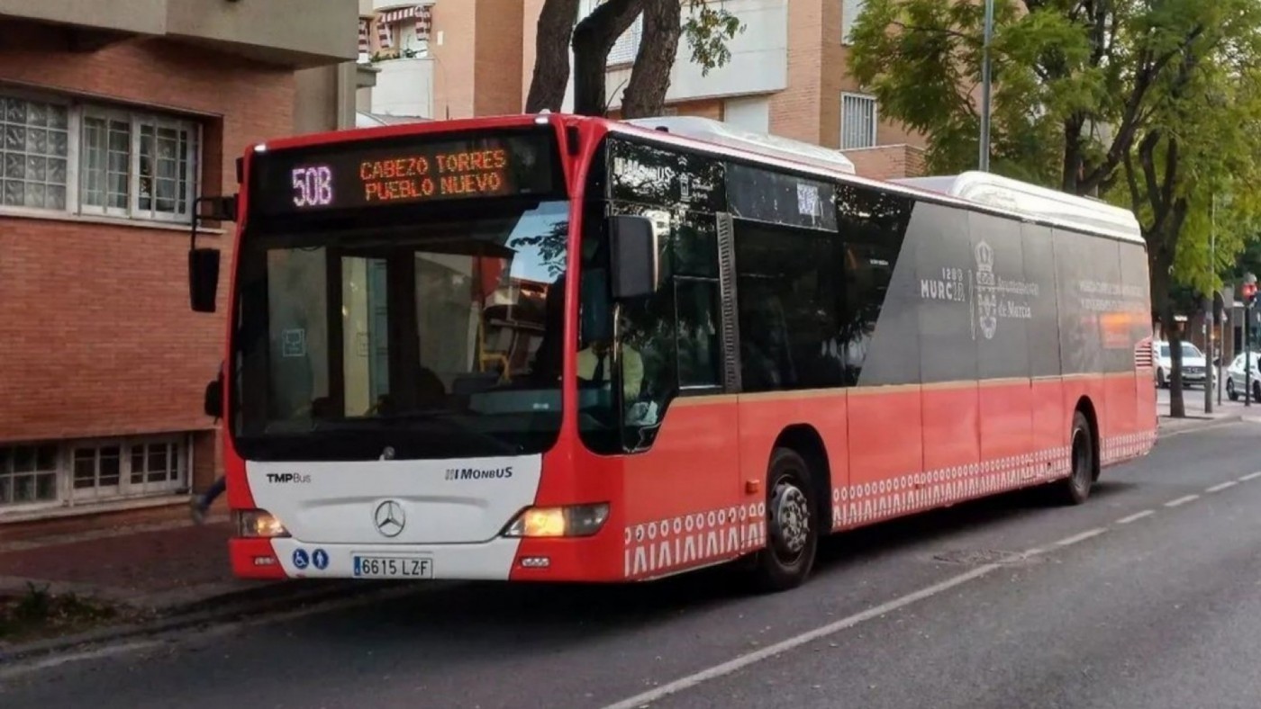 Desconvocan la huelga de autobuses de Murcia