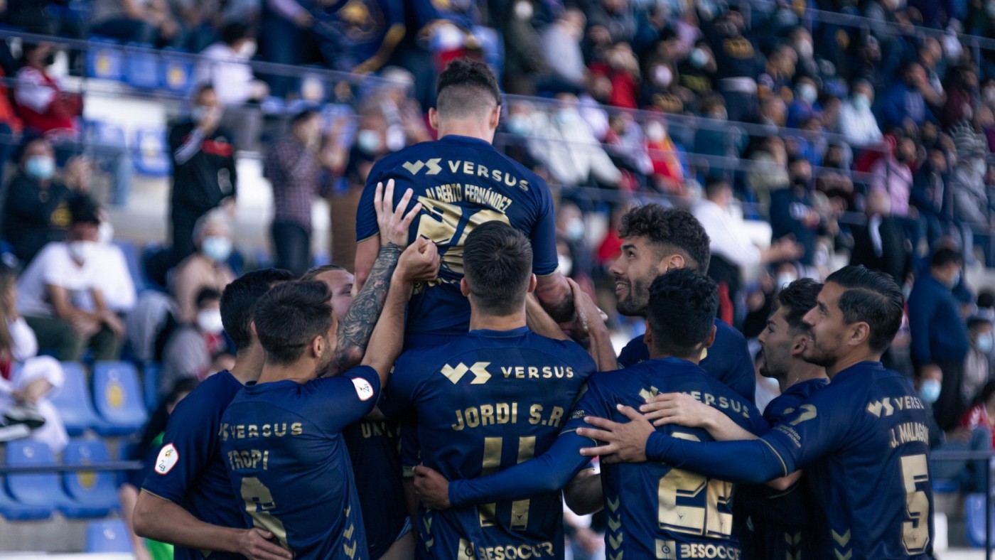 El UCAM Murcia remonta y se clasifica para el playoffs de ascenso a 2ªDivisión (3-2)