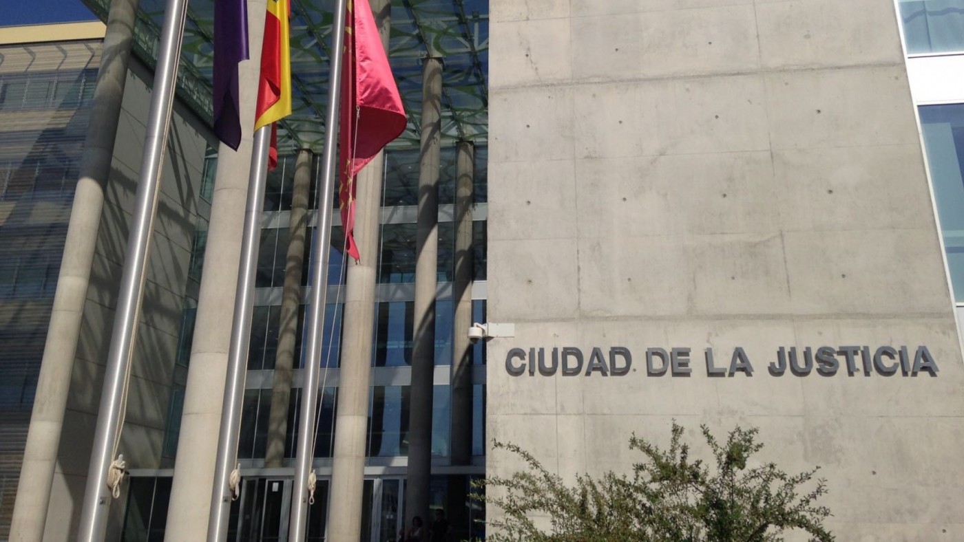 Un exlíder religioso de Calasparra, acusado de agresiones sexuales a menores