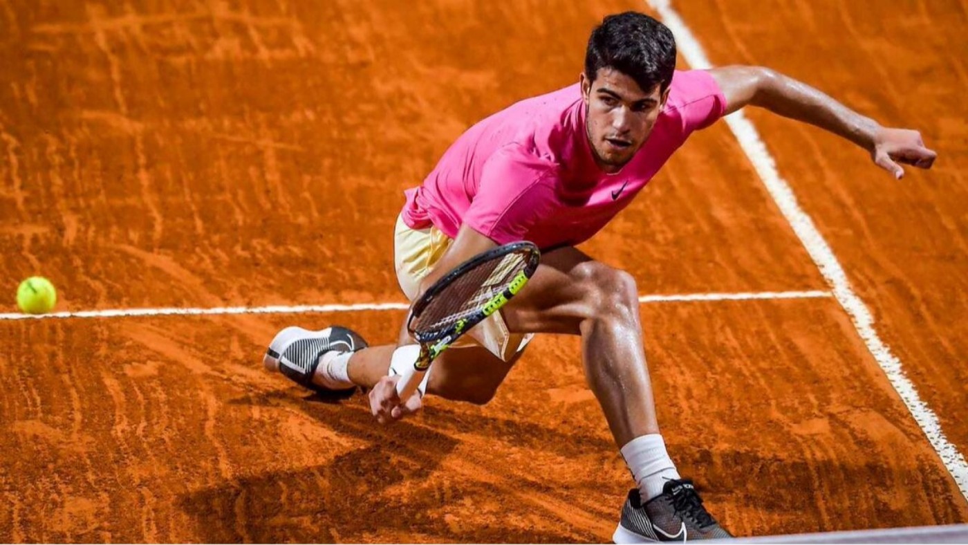 Alcaraz cumple ante Carabelli en su debut en Buenos Aires
